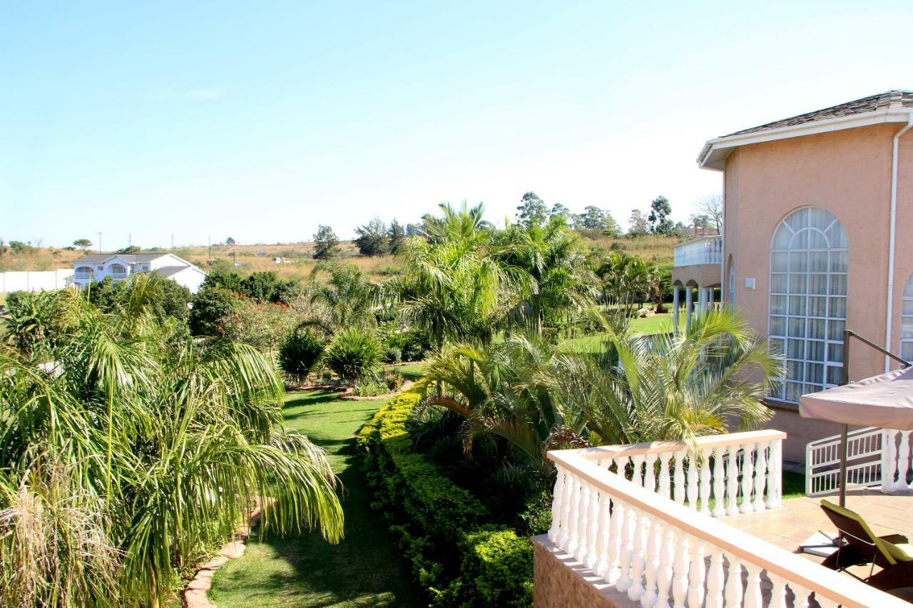 منزيني Ekupholeni Garden Villas المظهر الخارجي الصورة