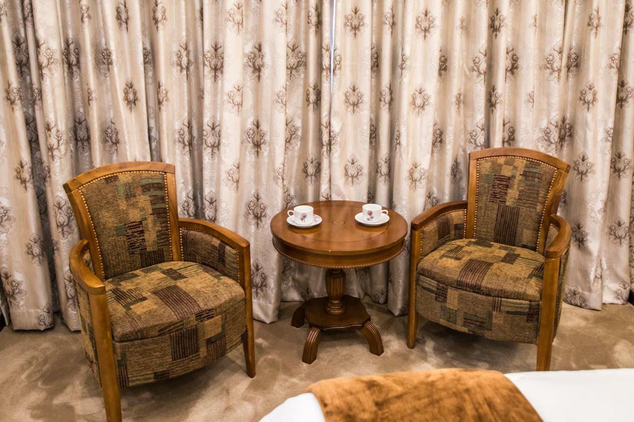 منزيني Ekupholeni Garden Villas المظهر الخارجي الصورة