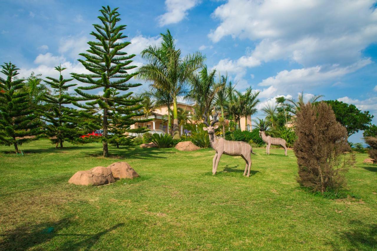 منزيني Ekupholeni Garden Villas المظهر الخارجي الصورة